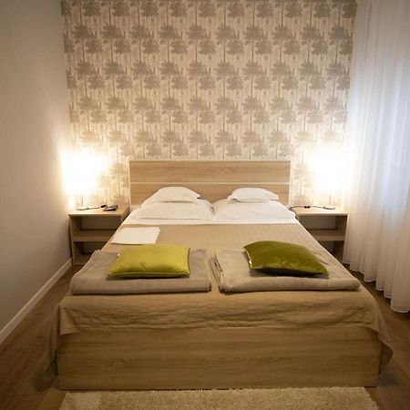 Smp Apartment 3 티미쇼아라 외부 사진