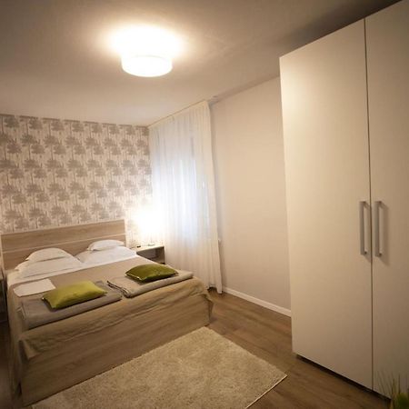 Smp Apartment 3 티미쇼아라 외부 사진