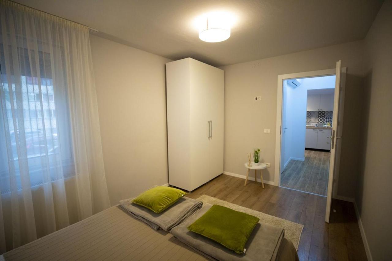 Smp Apartment 3 티미쇼아라 외부 사진