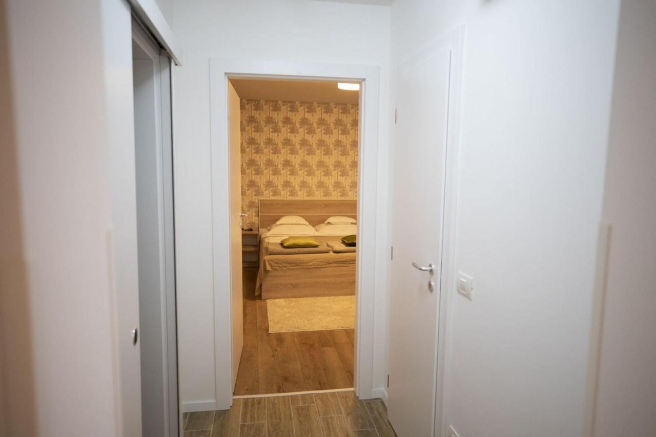 Smp Apartment 3 티미쇼아라 외부 사진